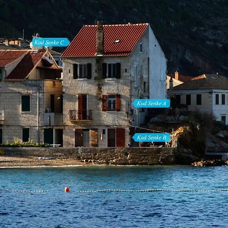 Ferienwohnung Kod Senke Komiža Exterior foto